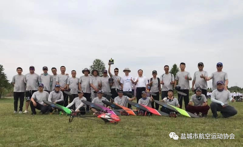 152052a33ig30p0mpmp73g.png