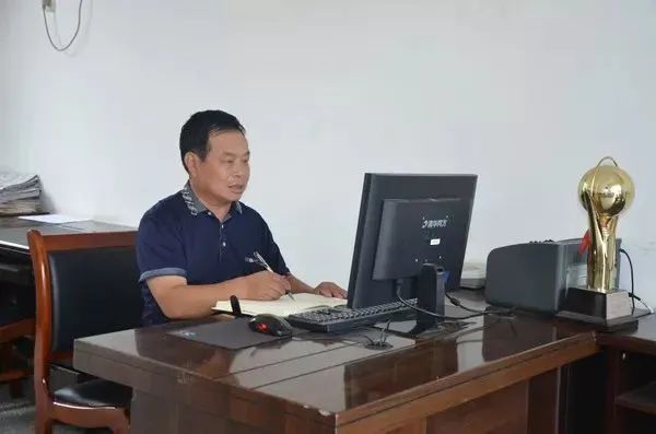 132305jp4pvjvvv9eziva4.jpeg
