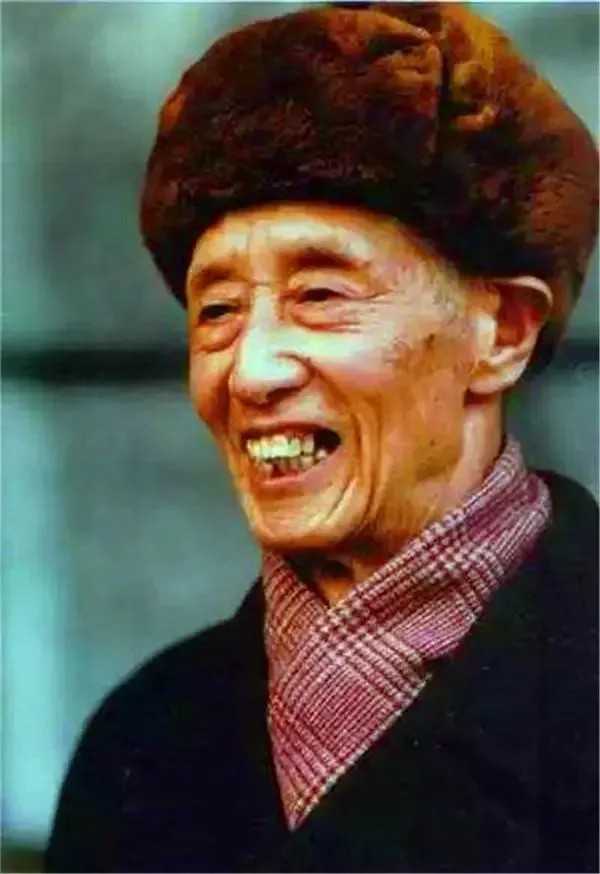 【泛舟博闻】励志故事：这七位名人的高考故事，太励志了！-2.jpg