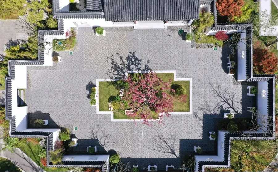 “满街棠树有遗风——盐城海棠园怀古忆旧笔记之一｜相鸿：四月盐城尽花园　海棠盛宴忆汝珍_13.jpg